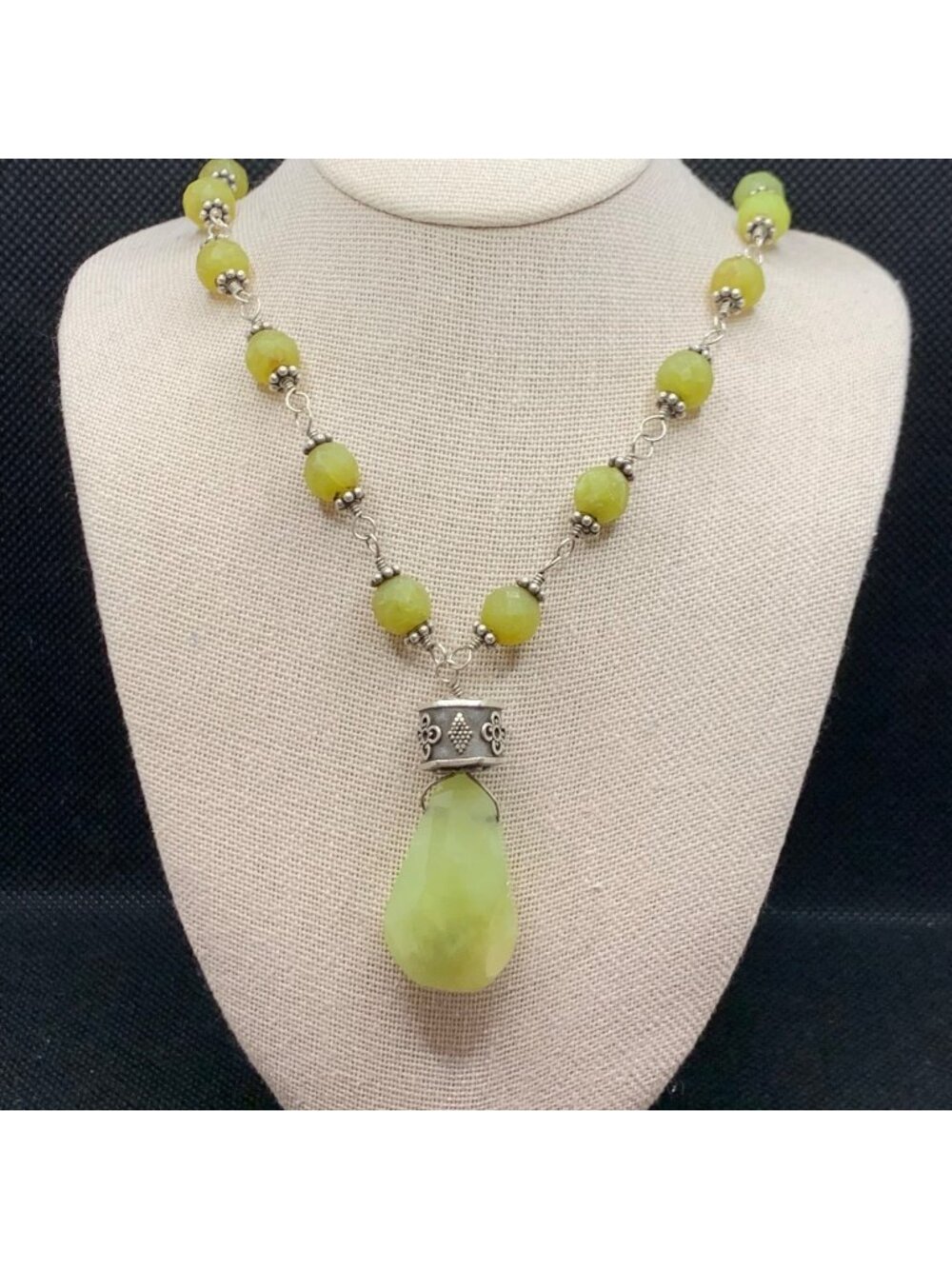 Lime Green Quartz & Sterling Silver 925 Beaded Necklace Size 18'' Length
